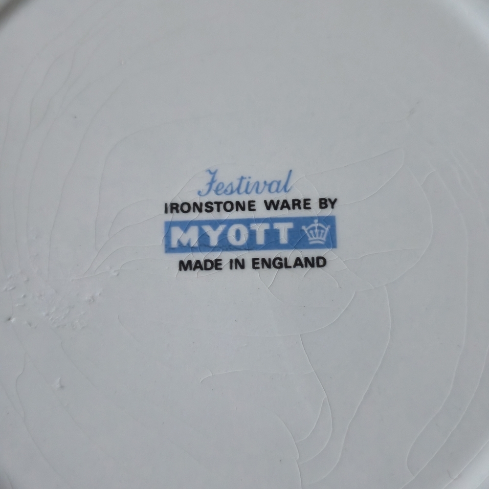 Myott Festival Dessert Plates Set of 4 Vintage MCM Floral Ironstone England - Picture 2 of 6